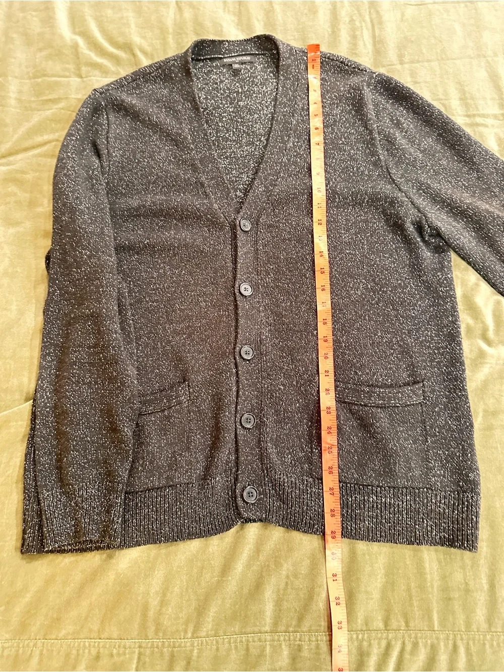 Banana Republic classic neck